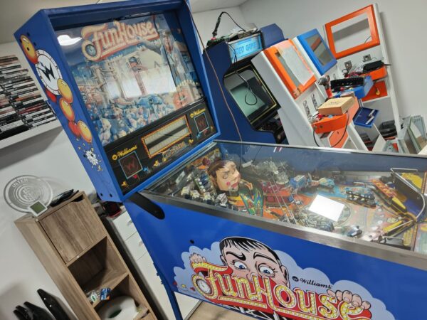 Funhouse Pinball Machine - Image 3