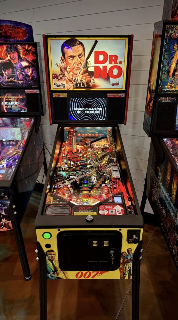 James Bond 007 Pro Pinball Machine