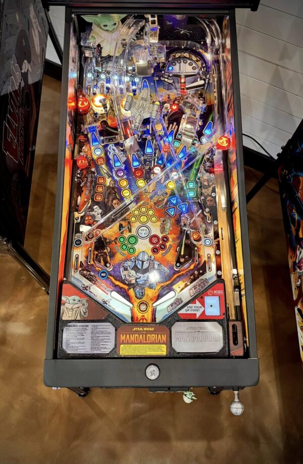 Mandalorian Pinball Machine - Image 3