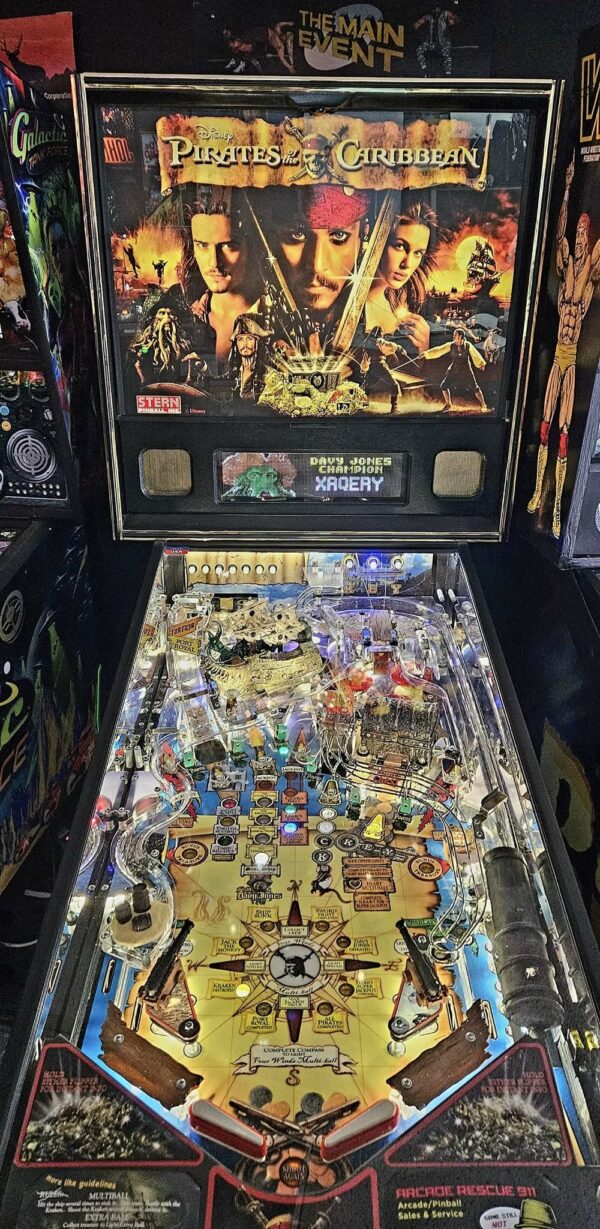 Pirates of the Caribbean Pinball Machine - Image 3