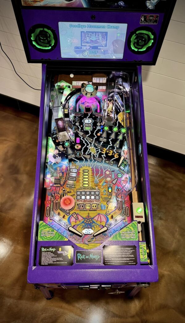 Rick & Morty Pinball Machine - Image 3