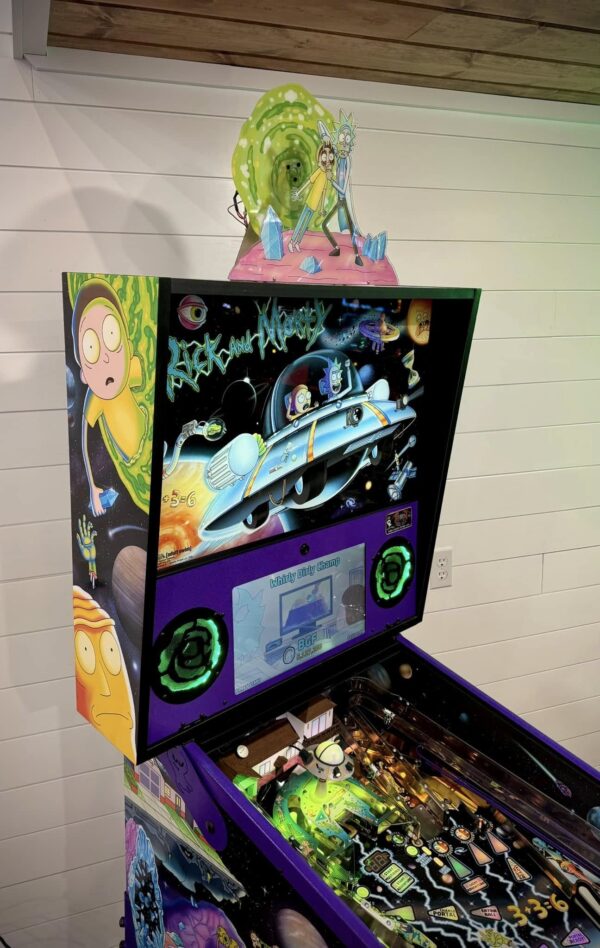 Rick & Morty Pinball Machine - Image 4